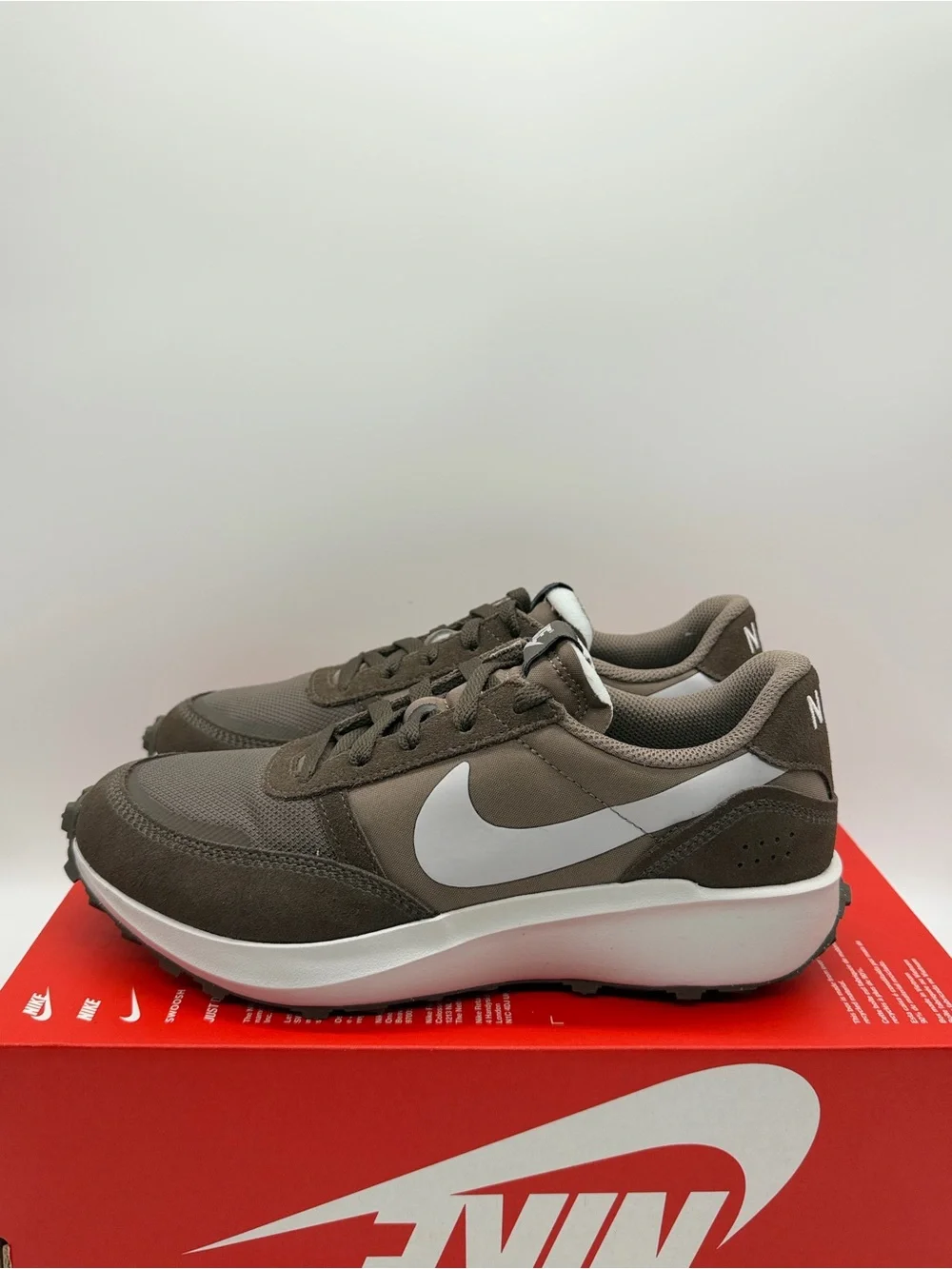 Nike Waffle Nav Mink Brown Grey FJ4195-201 Men’s Size 7